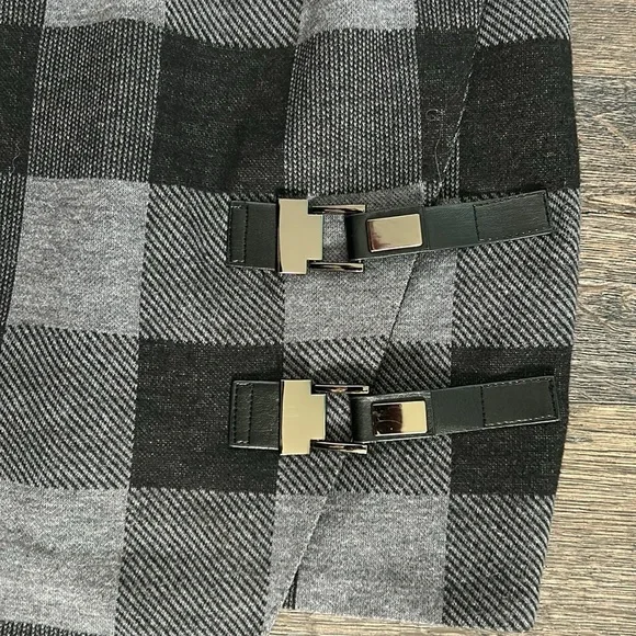 NWOT Le Château Plaid Mini Dress - Size M ❤️Host Pick❤️ - Picture 3 of 5